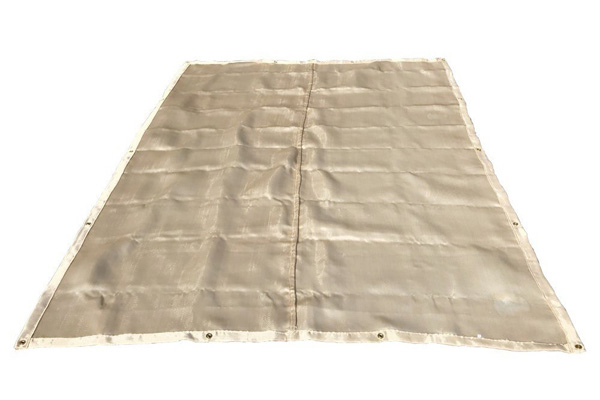 Manta ignífuga para soldadura eléctrica frente a manta ignífuga