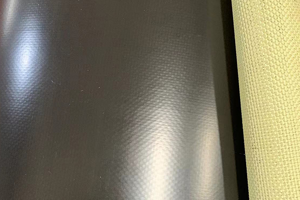 Tela de aramida recubierta de silicona: tejido de alto rendimiento para condiciones extremas